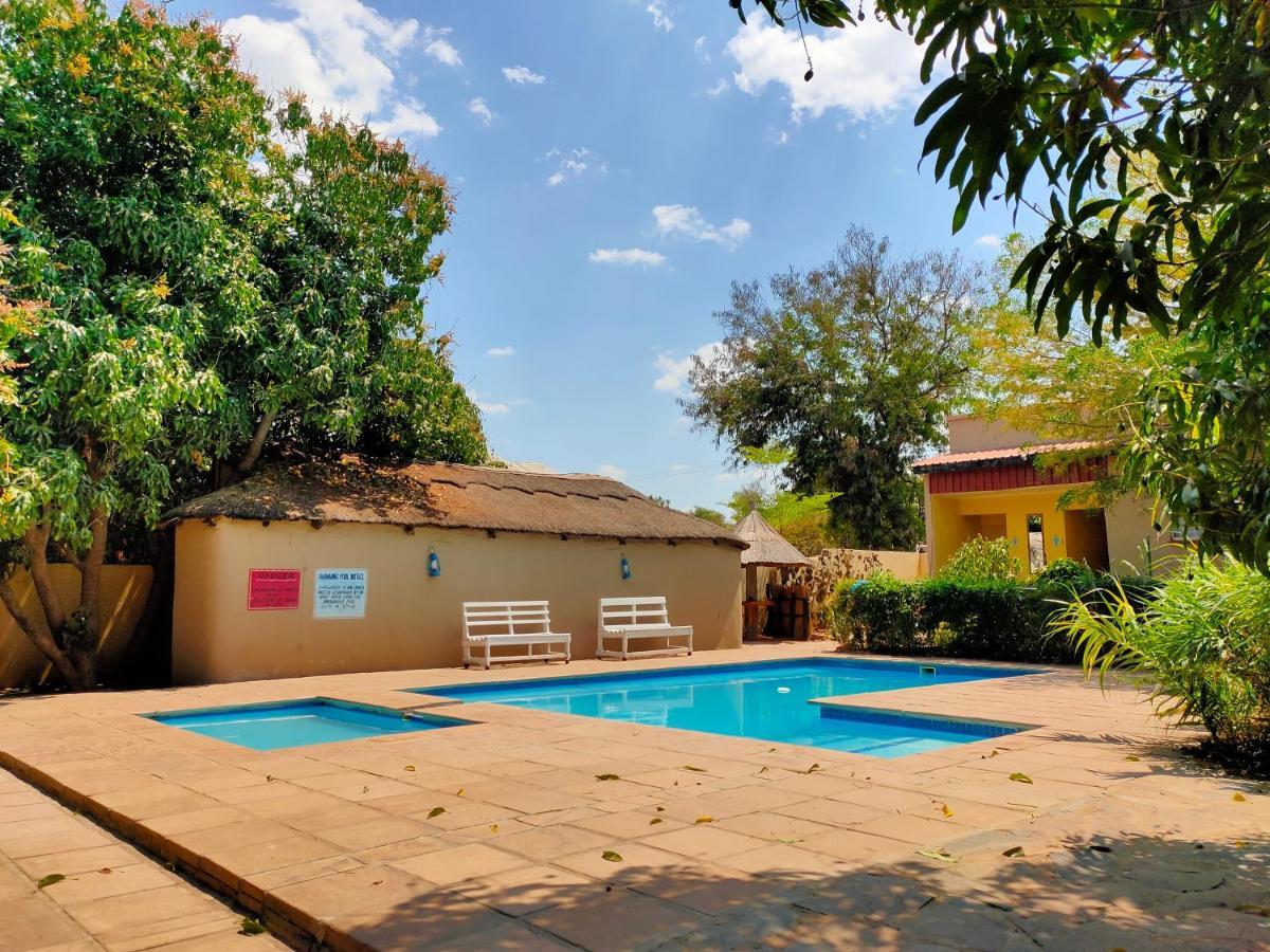 Golden Days Lodge Livingstone Exterior foto